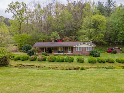 402 E Fork Rd, Sylva, NC, 28779