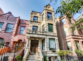 734 W Briar Pl, Chicago, IL 60657