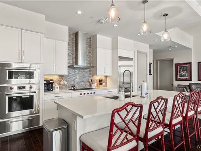1150 8th St #Penthouse 4, Tuscaloosa, AL, 35401