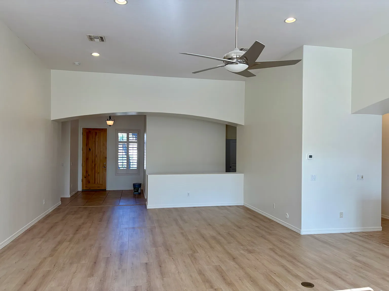 4Bd,2Ba Gated Community Stunning split floorpan (McKellips/Stapley) — Photo 2