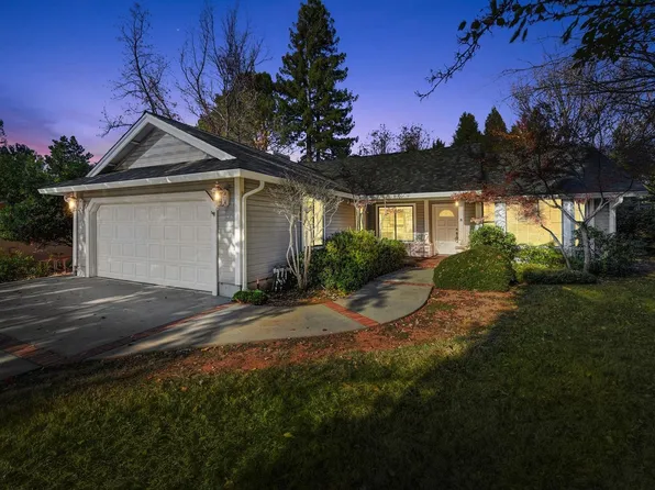 11438 Torrey Pines Dr, Auburn, CA 95602