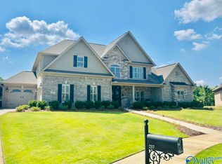 237 Coach Lamp Dr, Madison, AL 35758