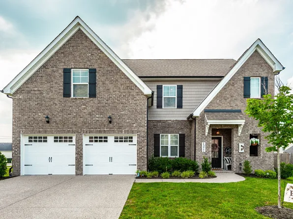 1377 Wentworth Dr, Gallatin, TN 37066