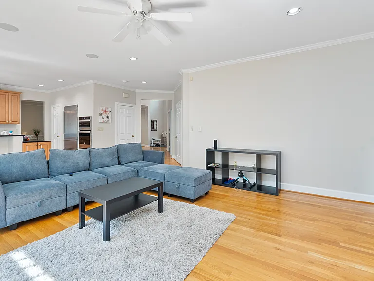 7815 Stable Way — Photo 12