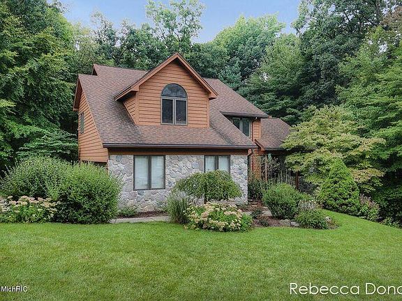 3rd image of 7766 Austinridge Dr SE