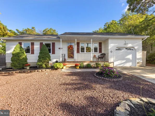 275 Float Ave, Manahawkin, NJ 08050