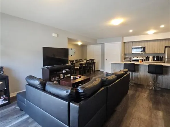 1331 Countrystone Dr #A1, Kitchener, ON N2N 0C5