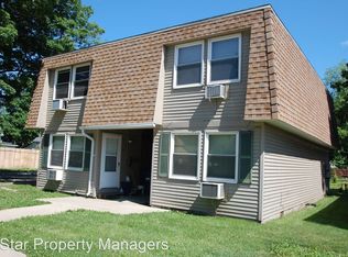 525 E Douglas St APT 2, Goshen, IN 46526