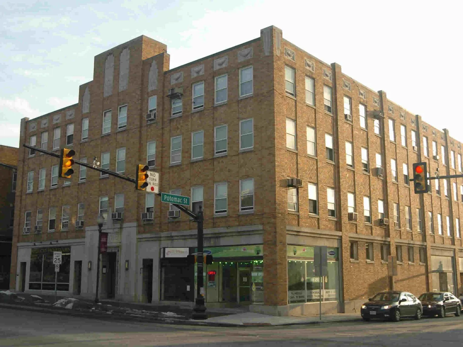 94 W Main St — Photo 3