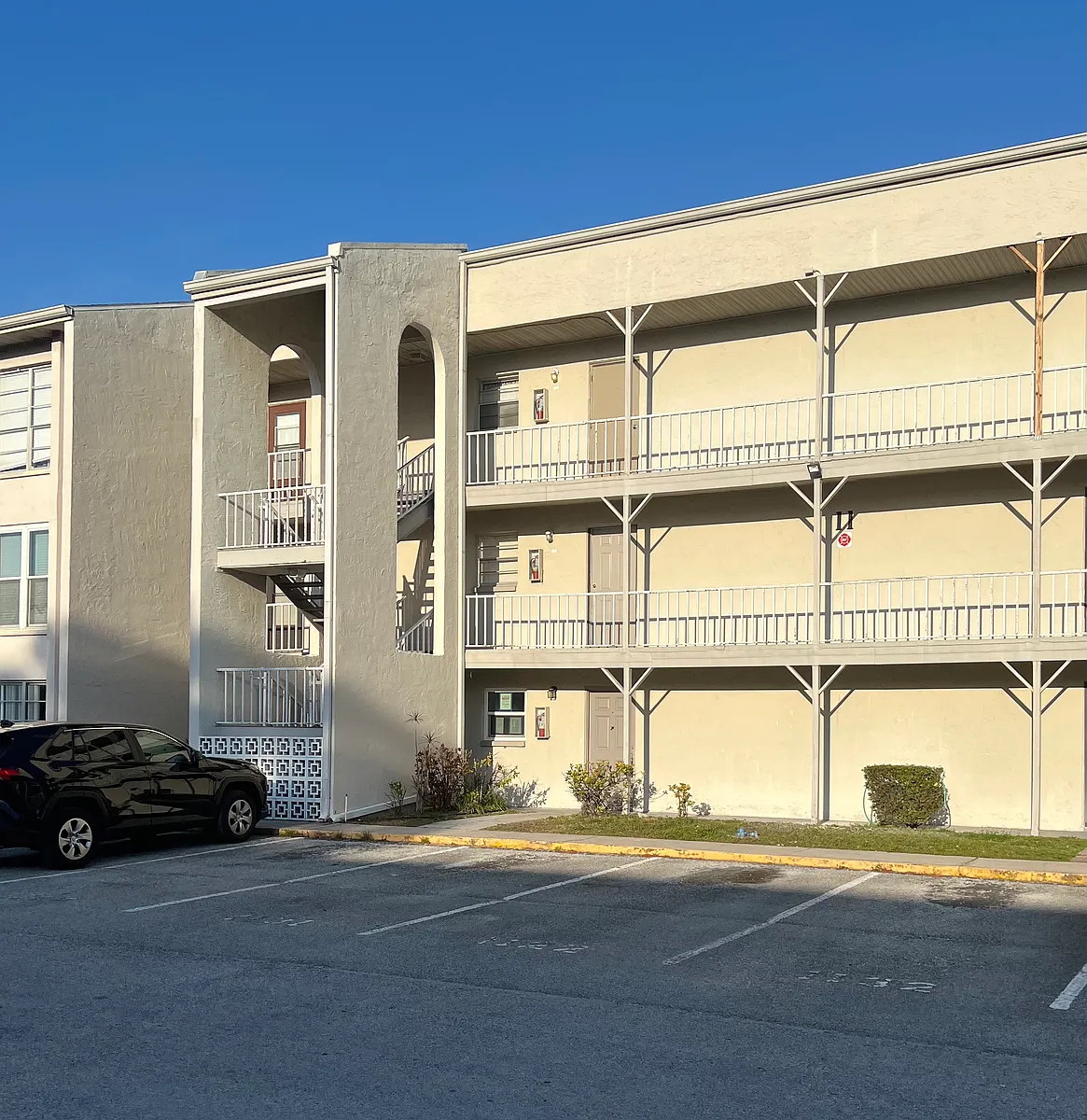 Building Photo - 2625 State Road 590 #1122