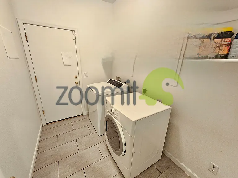 8805 W Glenn Dr — Photo 20