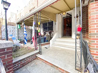 Rented by RealTegrity NY LLC