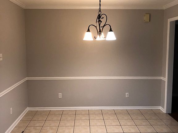 4th image of 504 Atlanta Dr