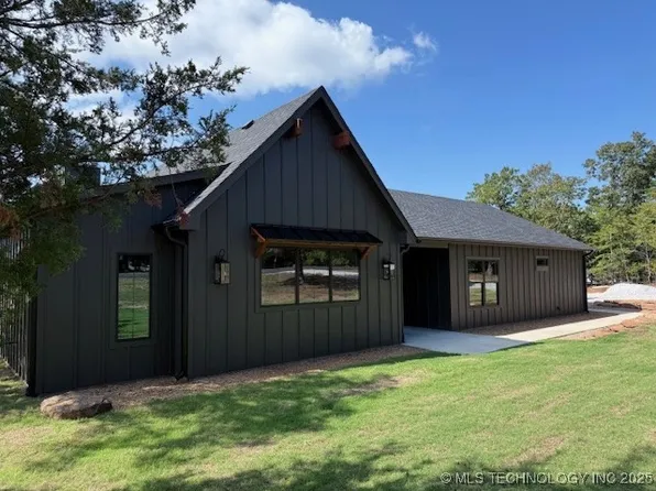 449488 E 963rd, Vian, OK 74962