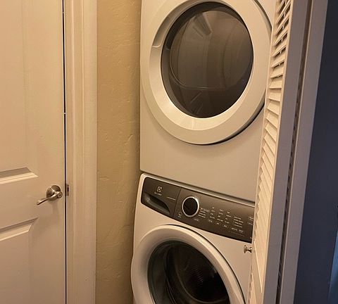 4th image of 60 Broadway APT 3