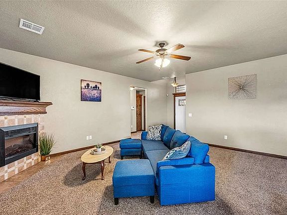 5th image of 2307 SW Rolling Hills Pl