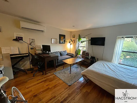 Rented by Hagstrom Management Inc | media 14