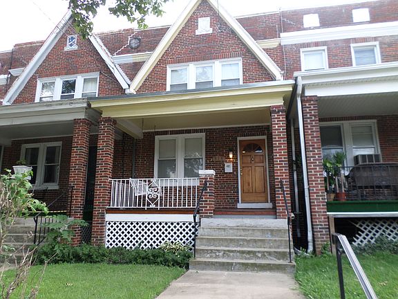 Row house with porch
