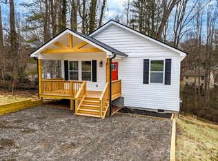 151 Shadowlawn Dr, Asheville, NC 28806