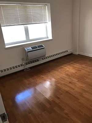 Rented by Phipps Houses Services Inc | media 17