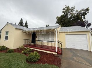 1421 W 21st St, Merced, CA 95340