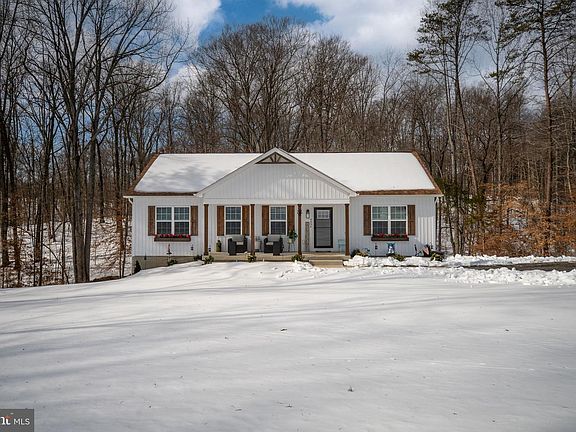 2nd image of 4496 Rolling Hills Dr