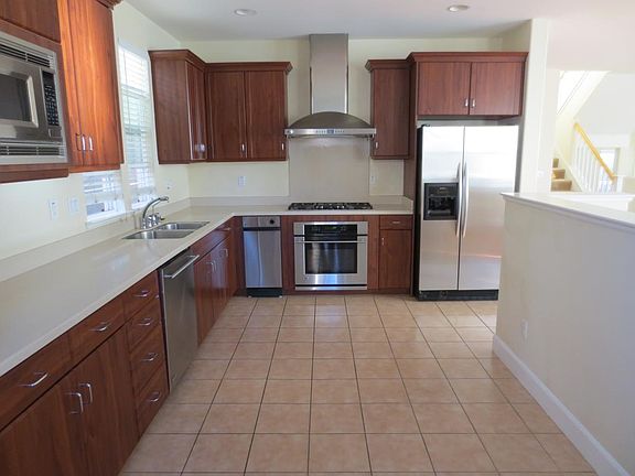 2nd image of 1477 Oliver Pl