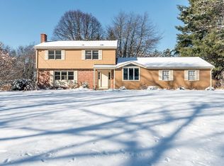51 Wild Rose Dr, Andover, MA 01810