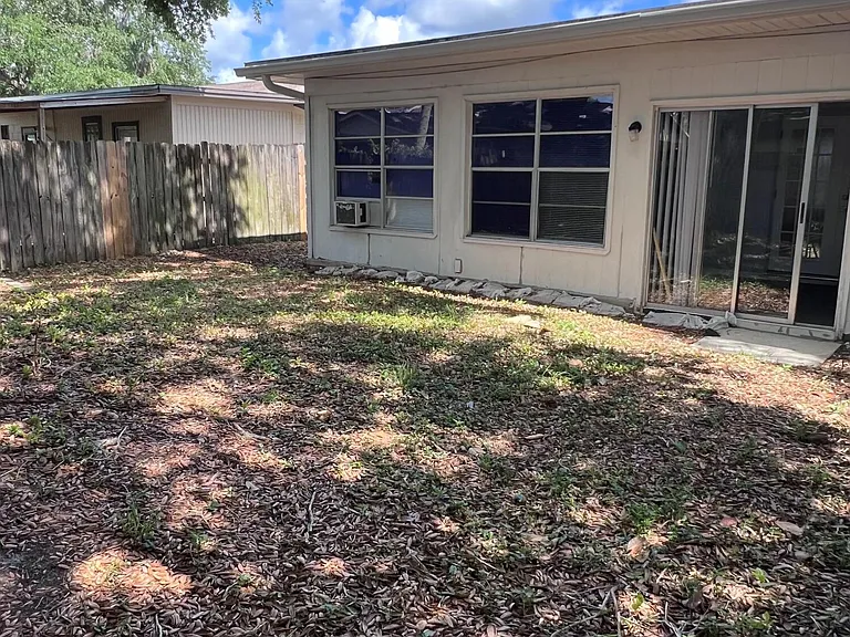 2467 Mercury Dr — Photo 8