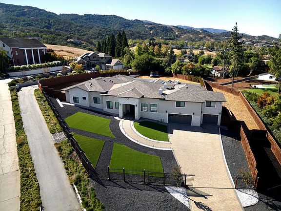 2nd image of 7253 Gold Creek Way