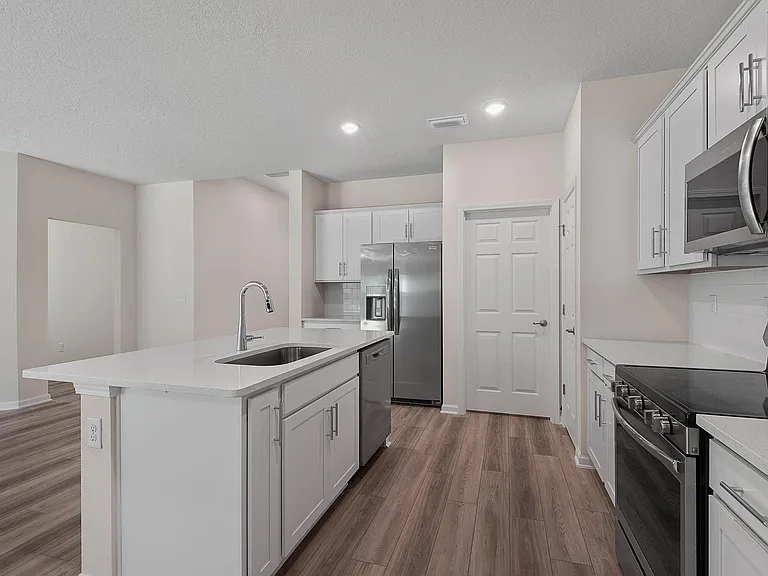 46 Poplar Dr — Photo 18