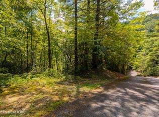 267 Cobblestone Dr #26, Townsend, TN 37882