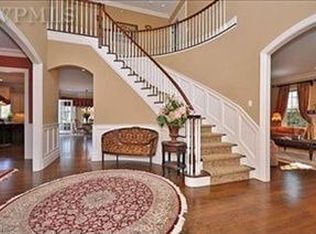 360 Clayton Rd, Scarsdale, NY 10583