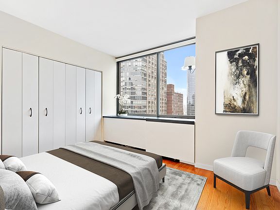 4th image of 111 W 67th St APT 22A