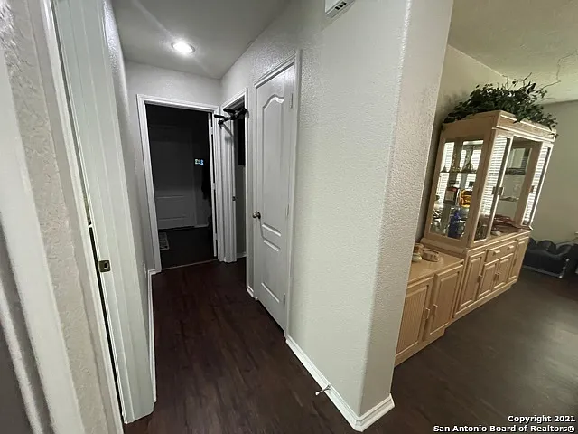 10210 Dixon Wood — Photo 8