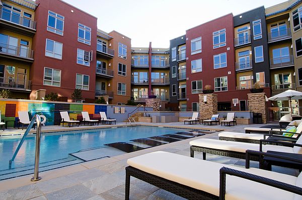 Pool / Courtyard