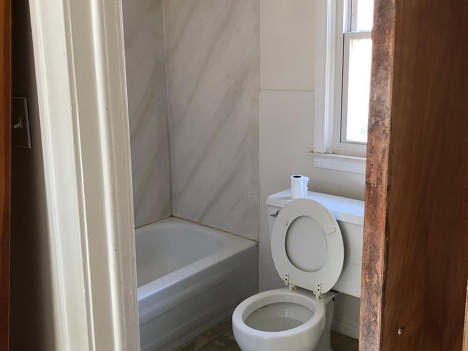 1st image of 4419 McKinley St