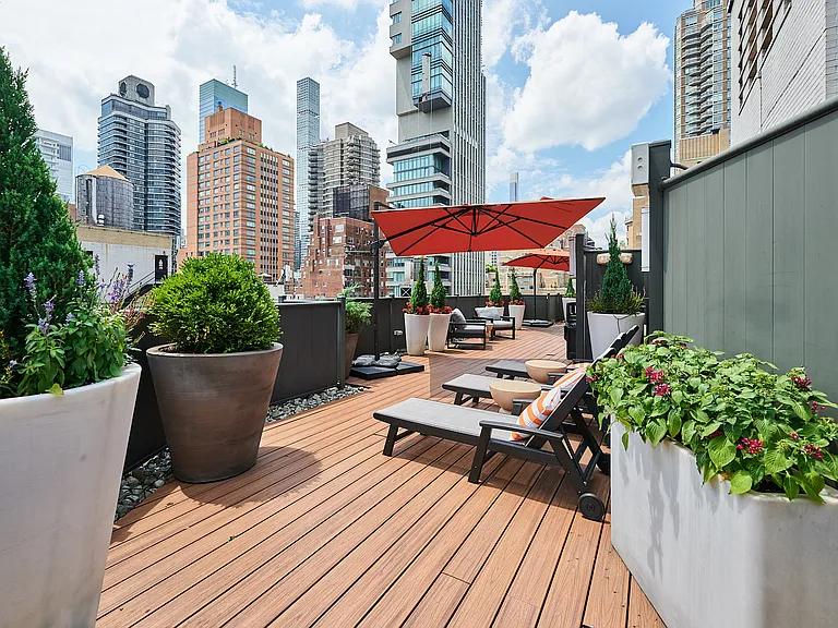 225 E 63rd St #LFF — Photo 16