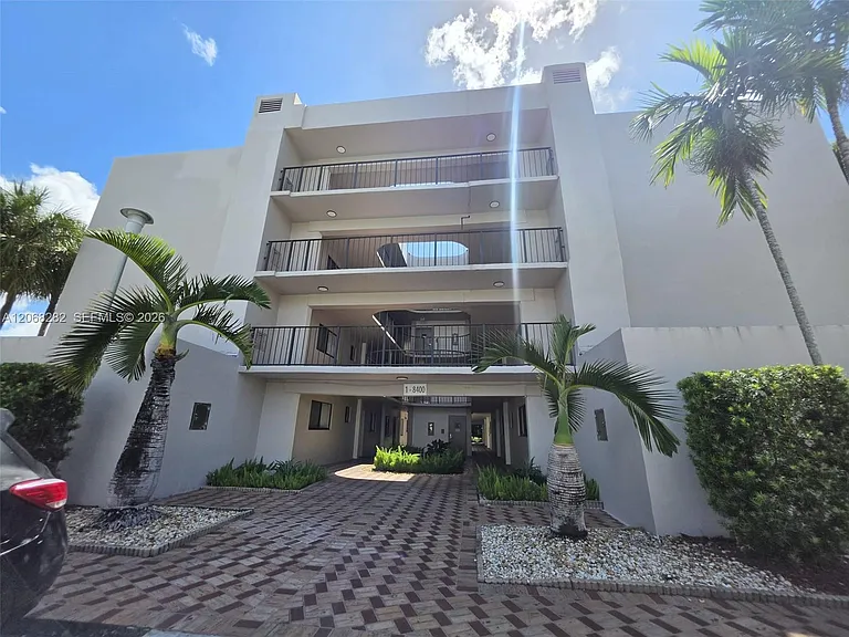 8400 SW 133rd Avenue Rd #208 — Photo 9