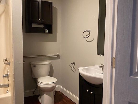 5th image of 241 W Main St #9