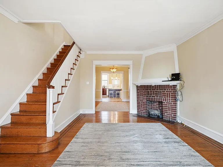 344 Fountain St — Photo 3