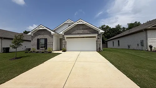 214 Wayland Ridge Dr Photo 1