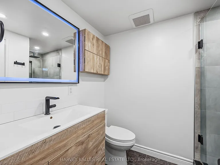 55 Bloor St E #1907 — Photo 17