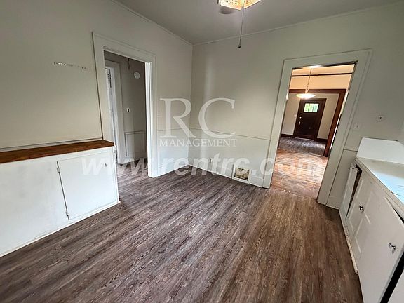3rd image of 1210 Sherman St