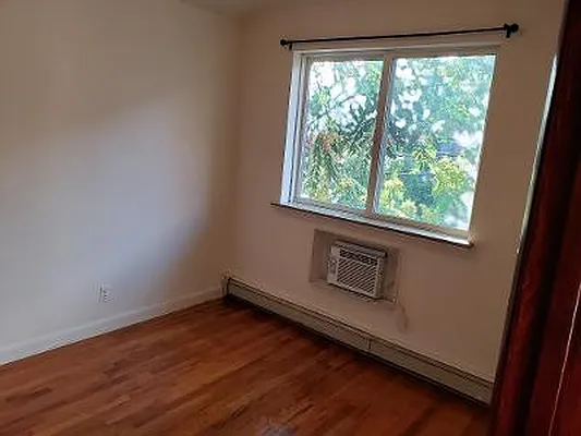 Rented by US # 1 Realty | media 7