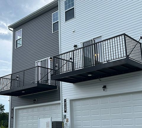 2nd image of 2128 Blossom Trail Ave Unit 4