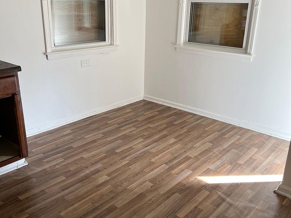 1st image of 26654 W Hills Dr
