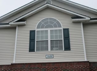 1600 Willoughby Park Ct #B, Wilmington, NC 28412