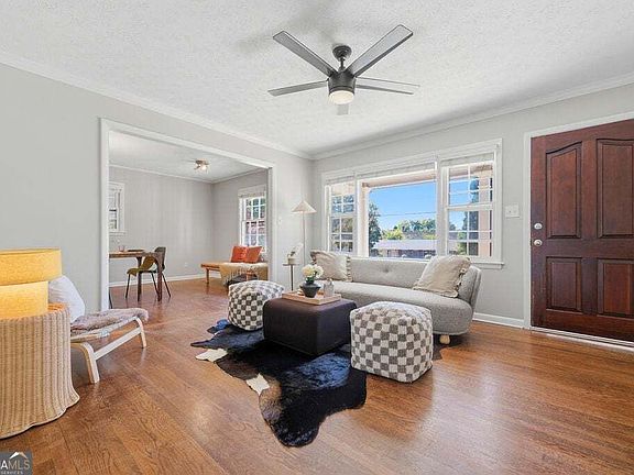 5th image of 793 Forest Ridge Dr SE