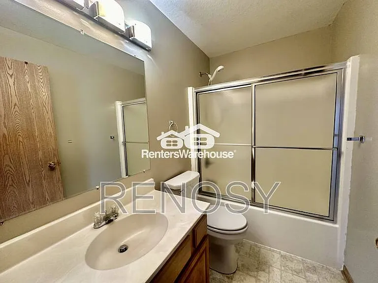 5924 Sutton Pl #10 — Photo 27